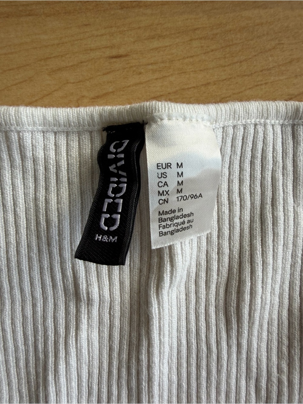 H&M Ruffle Cardigan - Picture 3 of 4